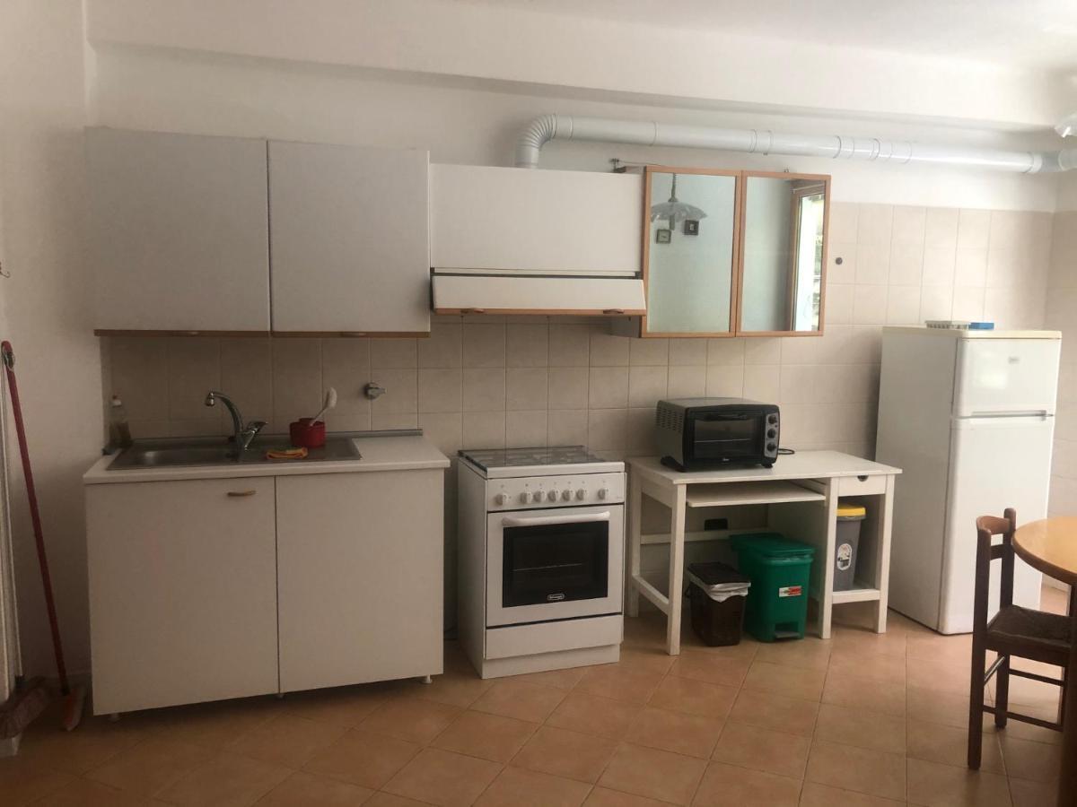 Appartamento Vicino Al Mare 莫内利亚 外观 照片